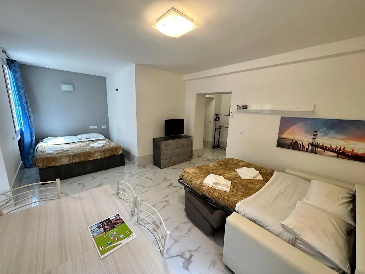 Calle De Le Pazienze Apartments Βενετία