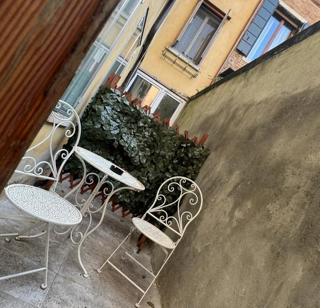 Calle De Le Pazienze Apartments Βενετία