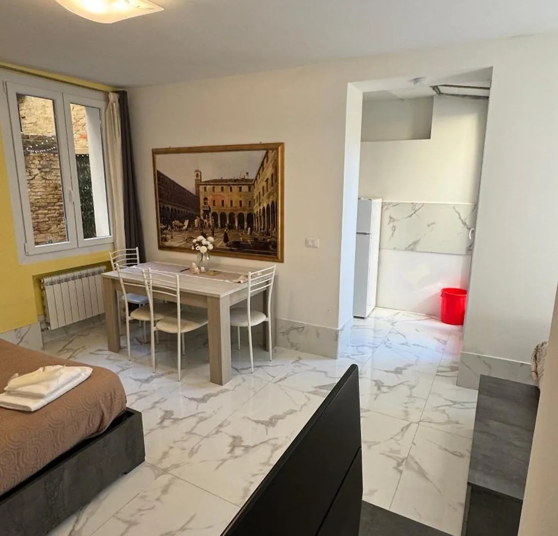 Calle De Le Pazienze Apartments Βενετία