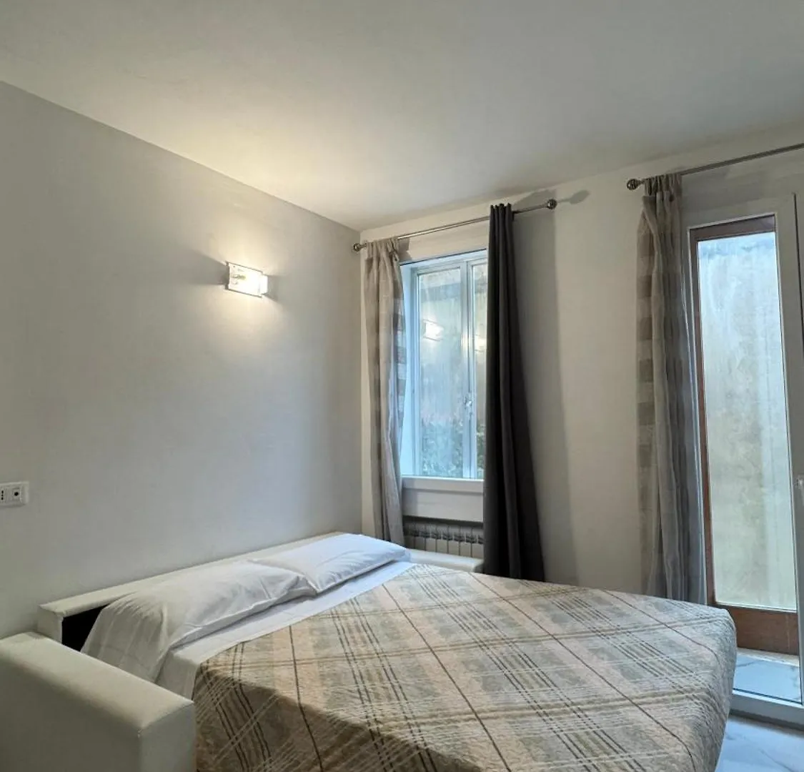 Calle De Le Pazienze Apartments Venice